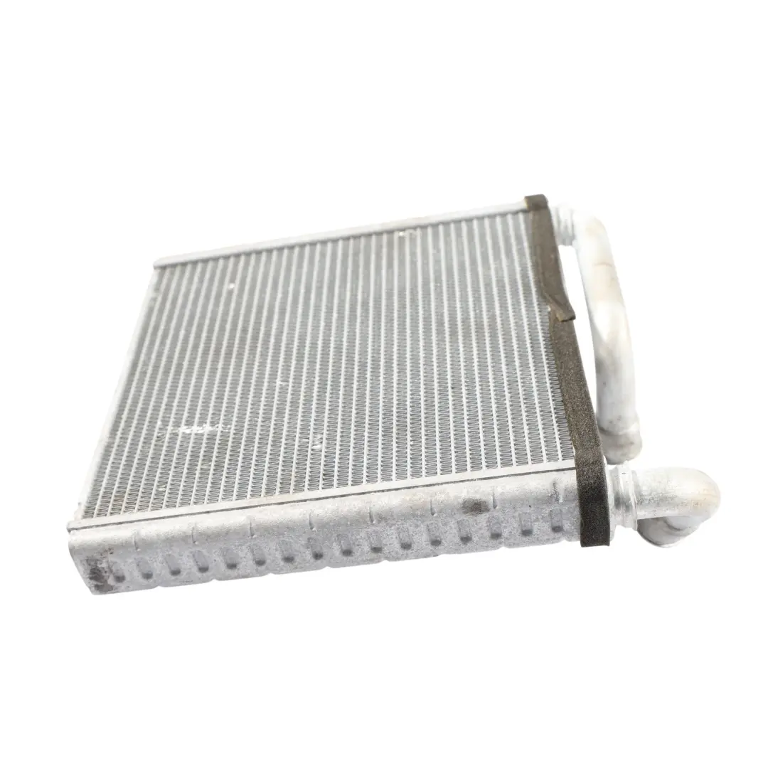 Volkswagen Golf 5G Intercambiador de calor Matrix A/C Radiador - SKU 5Q0819031A - Número de pieza 5Q0819031A