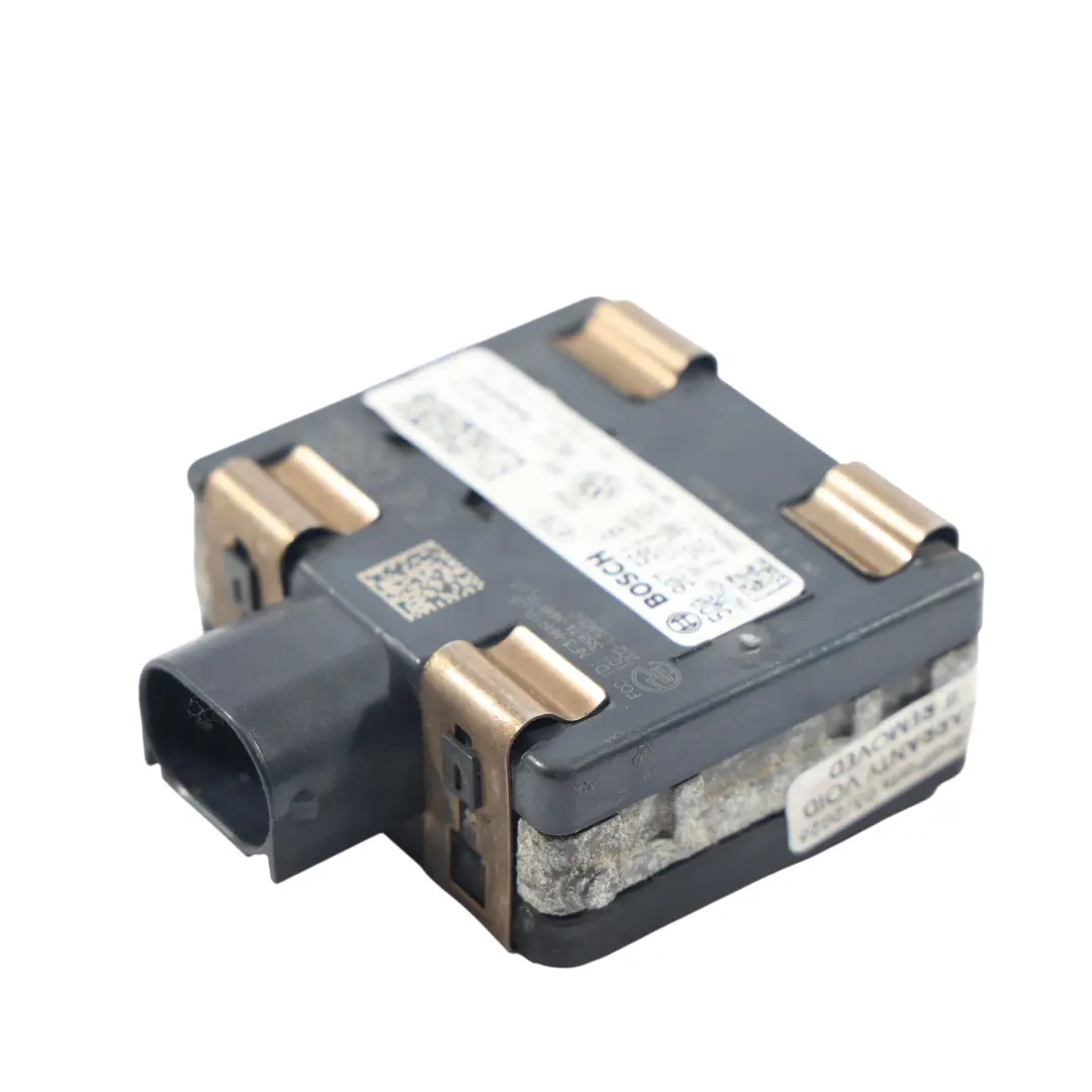 Módulo Sensor Control Radar Unidad Distancia para Volkswagen Golf Mk7 con número de pieza 5Q0907561B Volkswagen Golf Mk7 Módulo Sensor Control Radar Unidad Distancia - SKU 5Q0907561B - Número de pieza 5Q0907561B