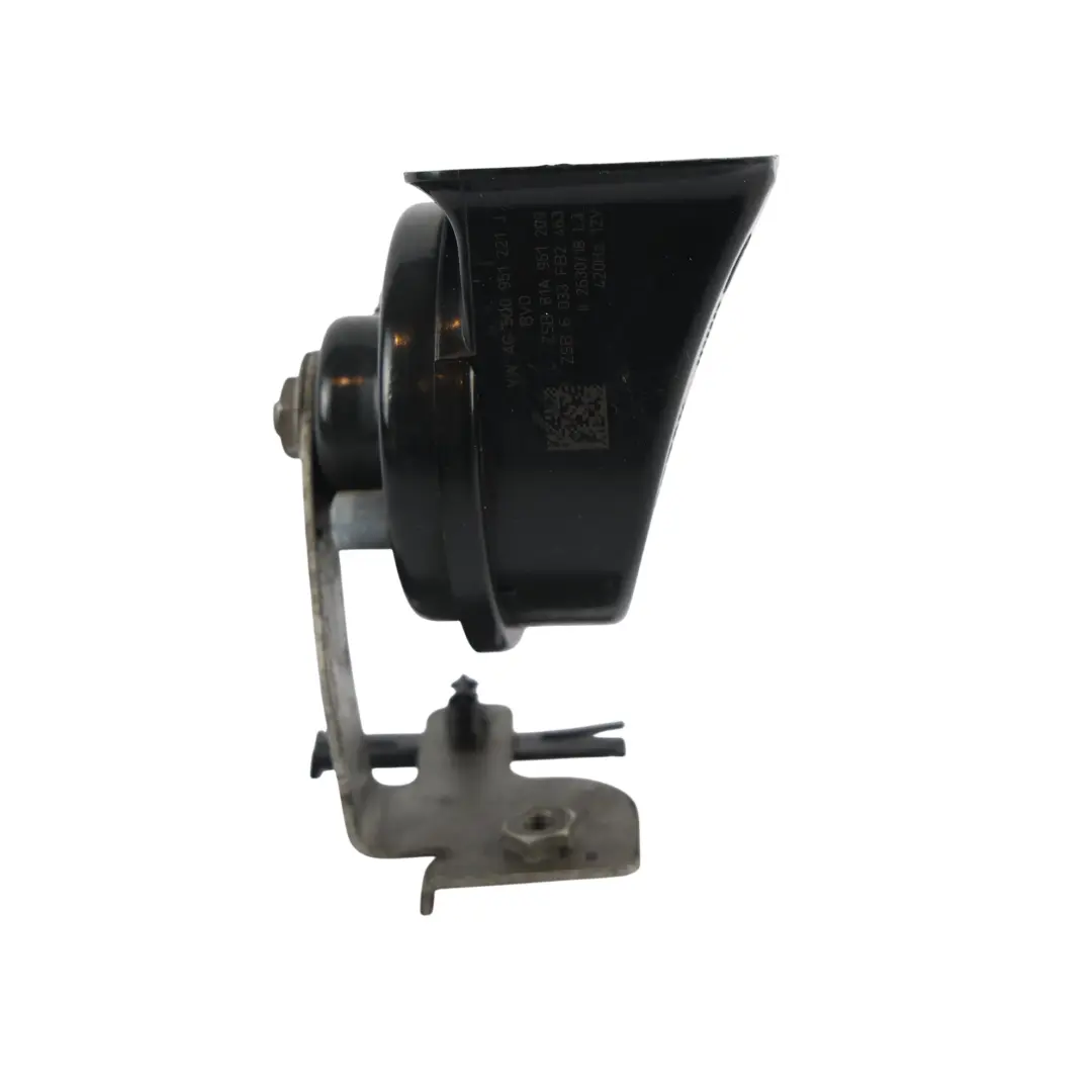 Bocina Señal Fanfarria Alarma Tono Bajo Izquierda para Audi Q2 GA con número de pieza 5Q0951221J Audi Q2 GA Bocina Señal Fanfarria Alarma Tono Bajo Izquierda - SKU 5Q0951221J - Número de pieza 5Q0951221J