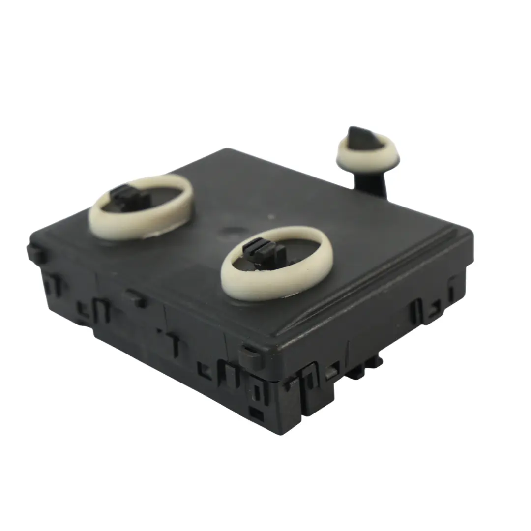 Módulo Control Puerta Delantero Pasajero para Audi Q2 GA A3 8V con número de pieza 5Q0959392F Audi Q2 GA A3 8V Módulo Control Puerta Delantero Pasajero - SKU 5Q0959392F - Número de pieza 5Q0959392F