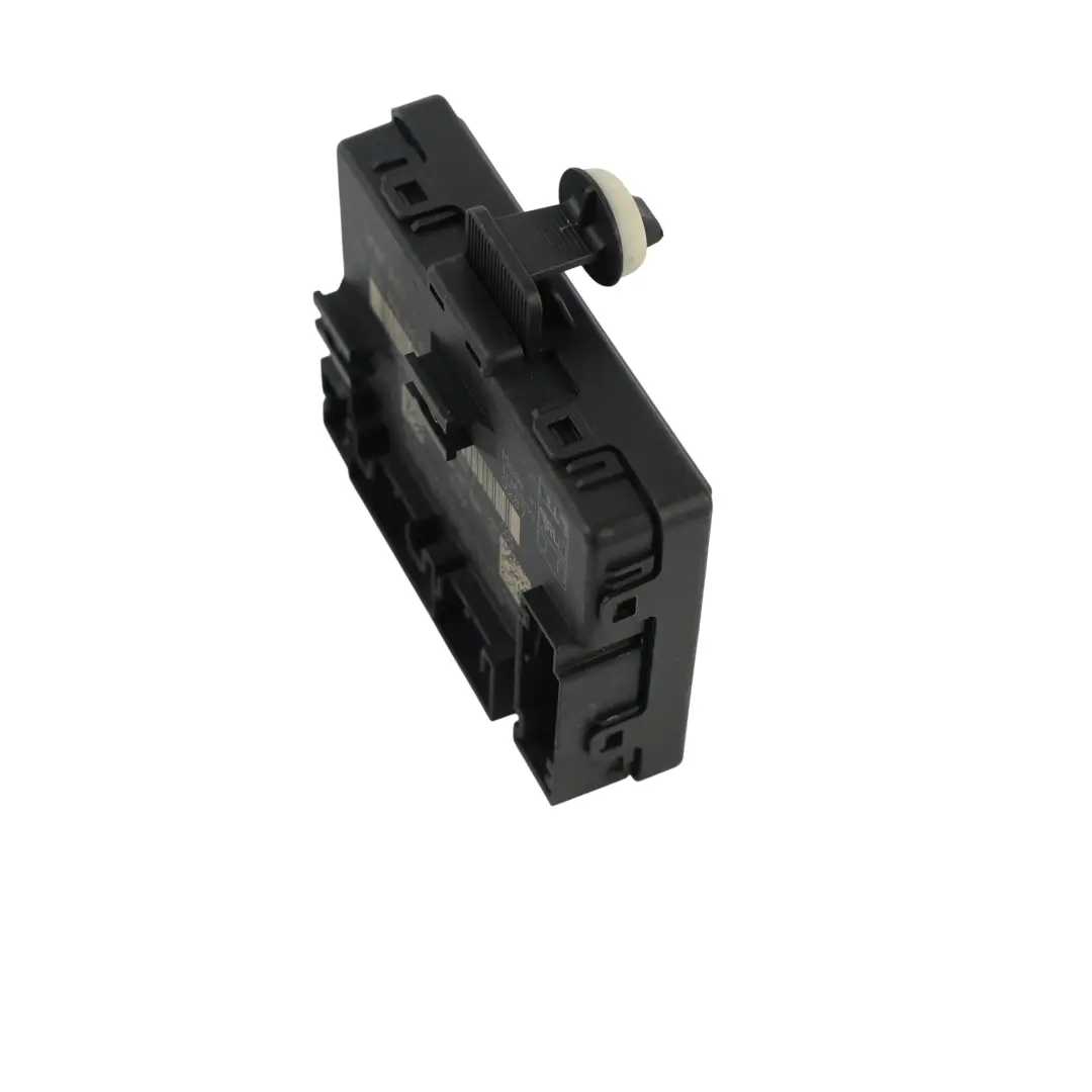 Modulo Controllo Porta Anteriore Passeggero per Audi Q2 GA A3 8V con numero di parte 5Q0959392F Audi Q2 GA A3 8V Modulo Controllo Porta Anteriore Passeggero - SKU 5Q0959392F - Numero di parte 5Q0959392F