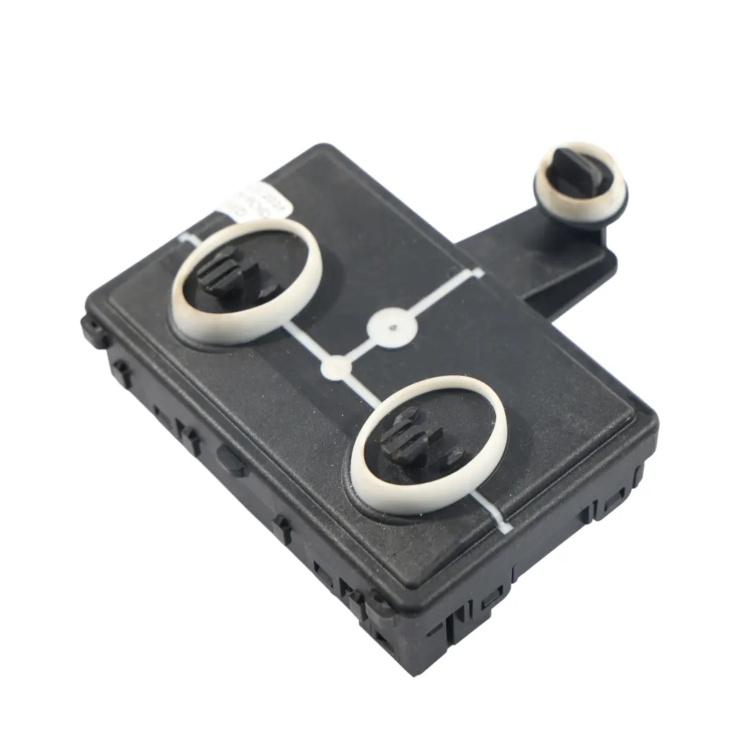 Módulo Unidad Control Puerta Delantero Conductor para Skoda Octavia 5E con número de pieza 5Q4959393F Skoda Octavia 5E Módulo Unidad Control Puerta Delantero Conductor - SKU 5Q4959393F - Número de pieza 5Q4959393F