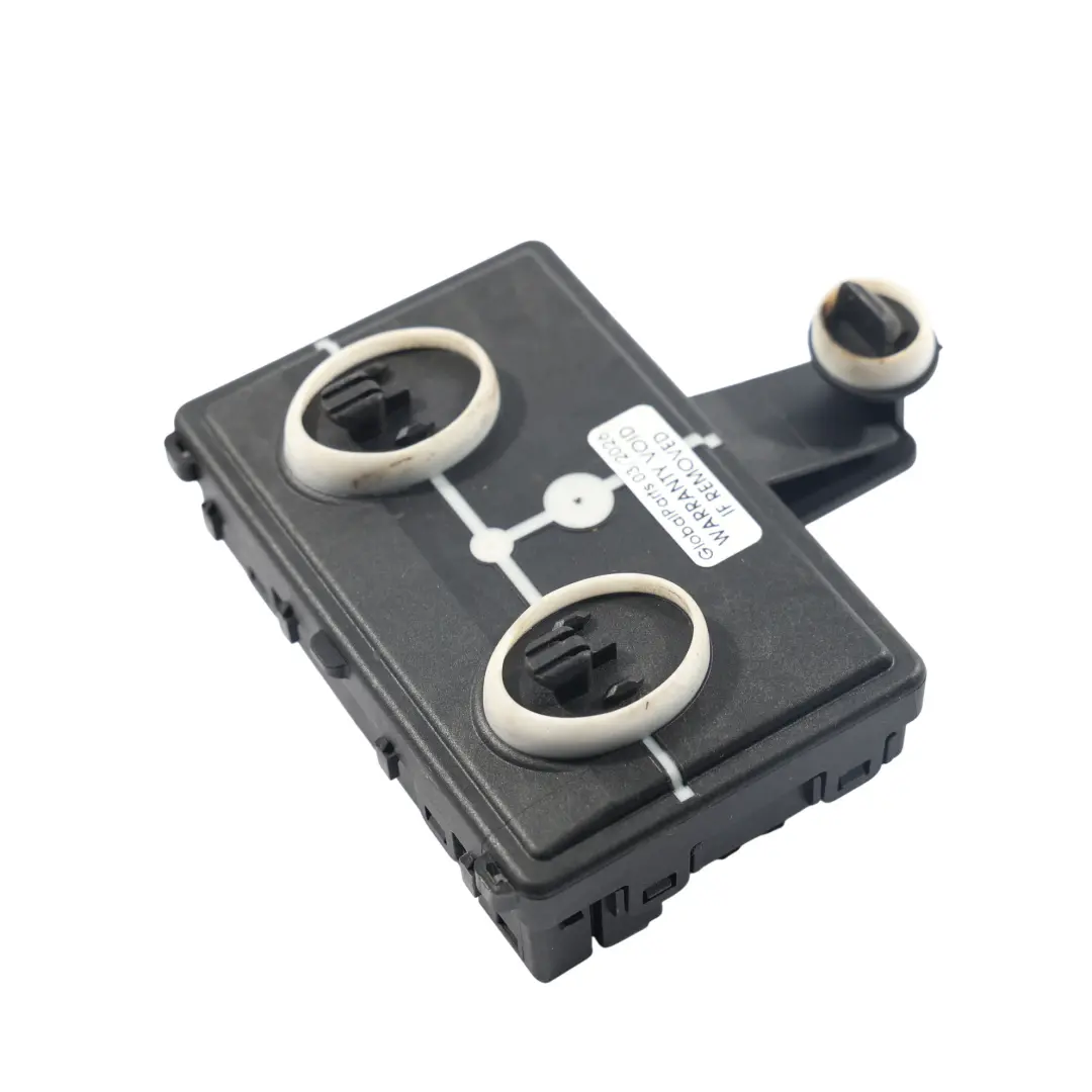 Unité Contrôle Porte Avant Passager pour Skoda Octavia 5E à propos du numéro de pièce 5Q4959592F Skoda Octavia 5E Unité Contrôle Porte Avant Passager - SKU 5Q4959592F - Numéro de pièce 5Q4959592F