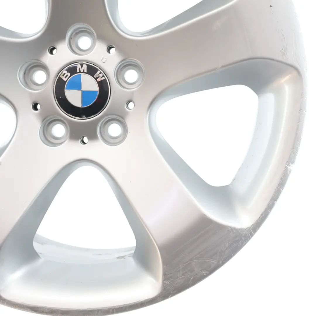 Silberne Hinter Rad Felge 19" 10J ET:45 Styling 132 für BMW X5 E53 mit Teilenummer 6761932 BMW X5 E53 Silberne Hinter Rad Felge 19" 10J ET:45 Styling 132 - SKU 6761932-1 - Teilenummer 6761932