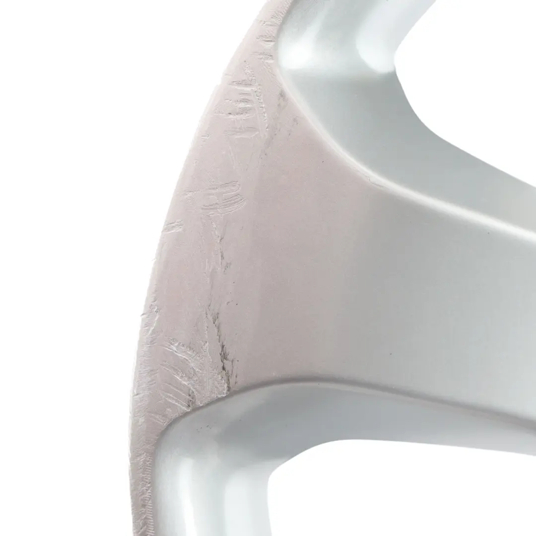 Jante Arrière Alliage Argenté 19" 10J ET:45 Rayons Étoilé 132 pour BMW X5 E53 à propos du numéro de pièce 6761932 BMW X5 E53 Jante Arrière Alliage Argenté 19" 10J ET:45 Rayons Étoilé 132 - SKU 6761932-1 - Numéro de pièce 6761932