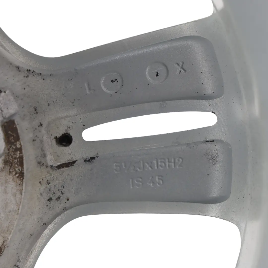 Felga aluminiowa 15" 5,5J do Mini R50 o numerze 6763295 Mini R50 Felga aluminiowa 15" 5,5J - SKU 6763295-2 - Numer Części 6763295