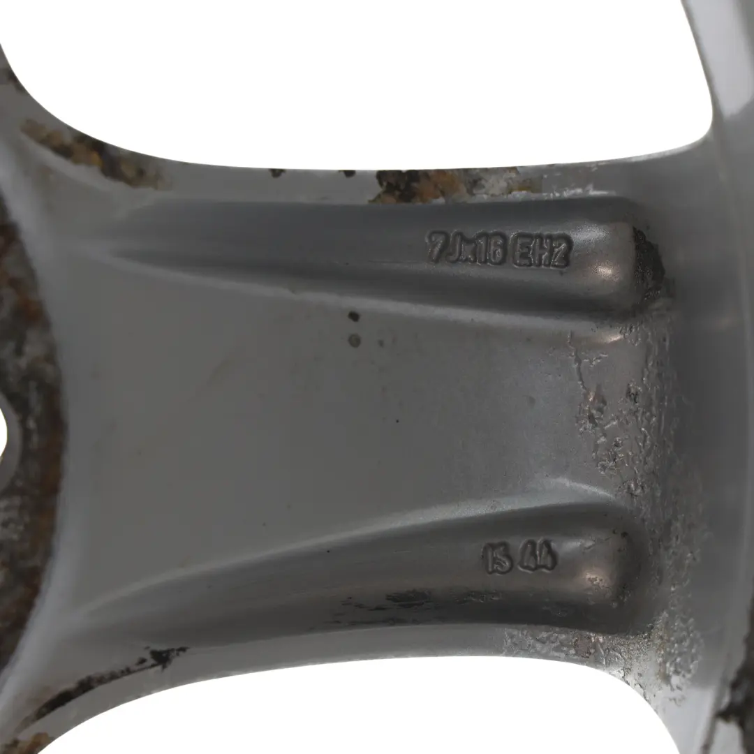 Felga Aluminiowa 16" 7J 6775619 do BMW E81 E87 o numerze 6769401 BMW E81 E87 Felga Aluminiowa 16" 7J 6775619 - SKU 6769401 - Numer Części 6769401