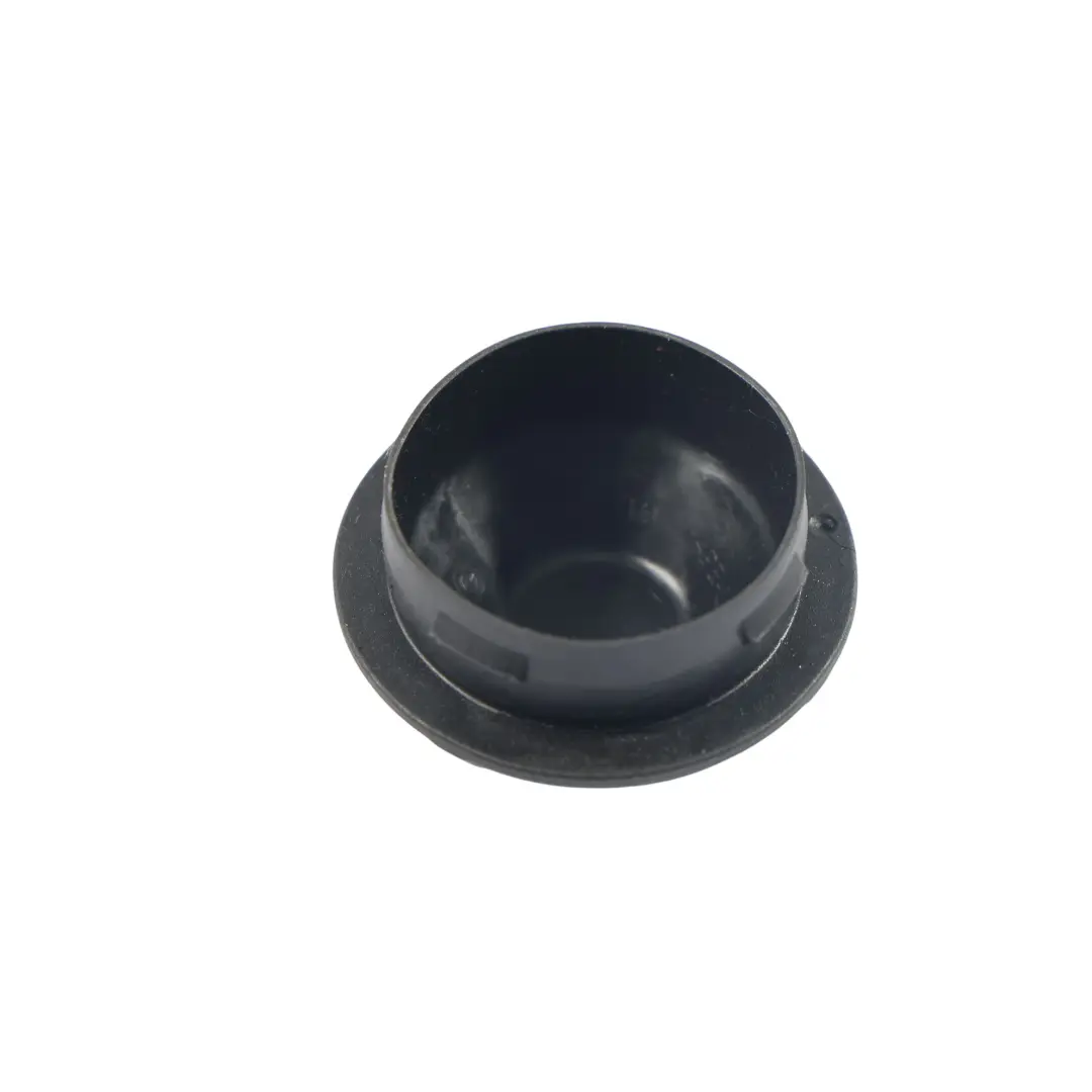 Cappuccio Dado Anteriore Sinistro Destro per BMW F10 F11 F12 F13 con numero di parte 6775700 BMW F10 F11 F12 F13 Cappuccio Dado Anteriore Sinistro Destro - SKU 6775700 - Numero di parte 6775700