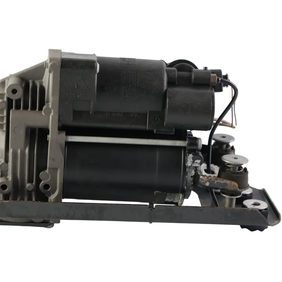 Dispositivo Suministro Aire Motor Compresor Suspensión para BMW E61 Touring con número de pieza 6777827 BMW E61 Touring Dispositivo Suministro Aire Motor Compresor Suspensión - SKU 6777827-2 - Número de pieza 6777827