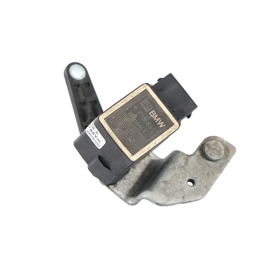 Sensore Livello Regolazione Fari Xenon per BMW E53 E60 E81 E87 E90 con numero di parte 6778811 BMW E53 E60 E81 E87 E90 Sensore Livello Regolazione Fari Xenon - SKU 6778811 - Numero di parte 6778811