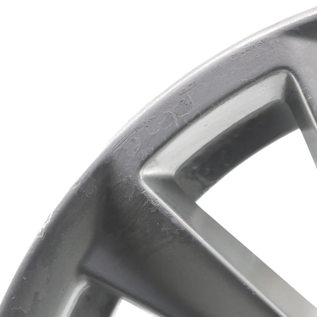 Cerchio in lega 17" a raggi V 236 8J ET:30 per BMW F10 F11 F12 con numero di parte 6780720 BMW F10 F11 F12 Cerchio in lega 17" a raggi V 236 8J ET:30 - SKU 6780720-2 - Numero di parte 6780720