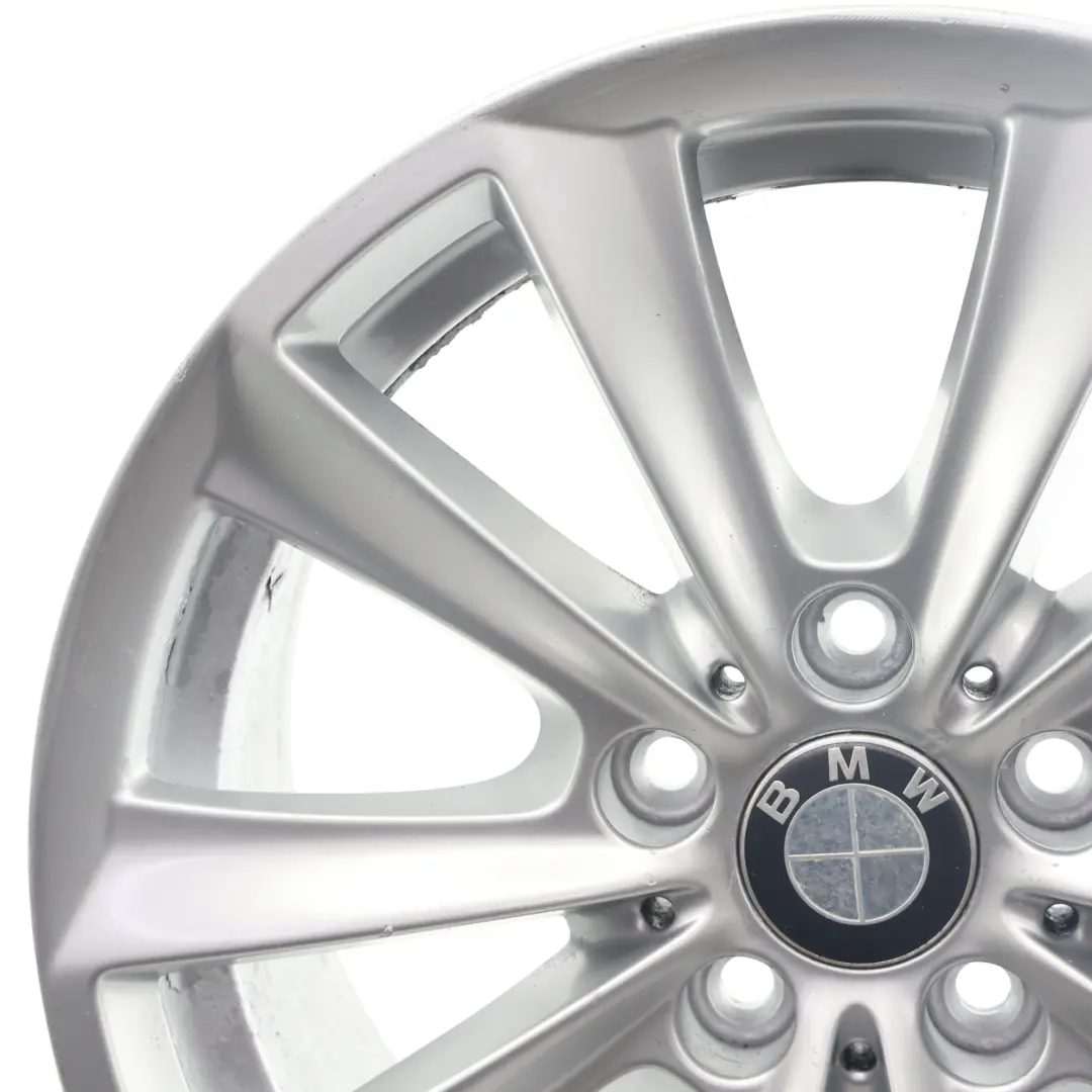 Felga Aluminiowa Srebrna 17" 8J ET:30 do BMW F10 F11 F12 o numerze 6780720 BMW F10 F11 F12 Felga Aluminiowa Srebrna 17" 8J ET:30 - SKU 6780720-3 - Numer Części 6780720