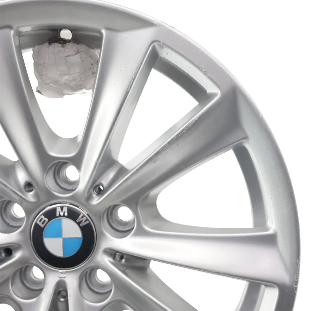 Silberne Leicht Metall Felge 17" V-Speiche 236 8J ET:30 für BMW F10 F11 F12 mit Teilenummer 6780720 BMW F10 F11 F12 Silberne Leicht Metall Felge 17" V-Speiche 236 8J ET:30 - SKU 6780720-3 - Teilenummer 6780720