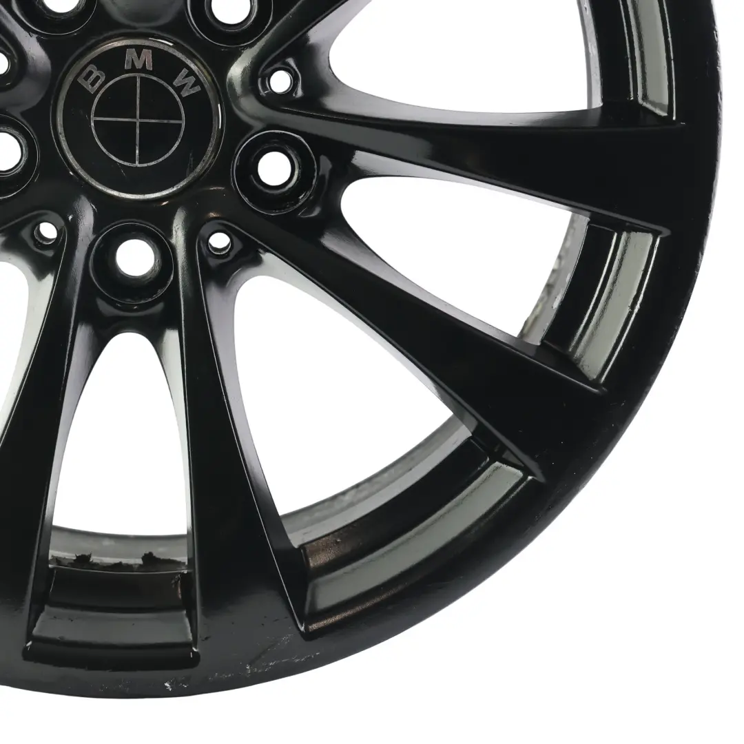 Felge Alu Silber 17" 7,5J ET:37 V-Speiche 395 für BMW F30 F31 F32 F33 mit Teilenummer 6796244 BMW F30 F31 F32 F33 Felge Alu Silber 17" 7,5J ET:37 V-Speiche 395 - SKU 6796244-1 - Teilenummer 6796244