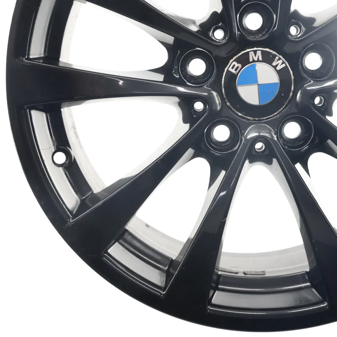 Cerchione Lega Nero 17" 7.5J ET37 V-Spoke 395 per BMW F30 F31 F32 F33 con numero di parte 6796244 BMW F30 F31 F32 F33 Cerchione Lega Nero 17" 7.5J ET37 V-Spoke 395 - SKU 6796244-5 - Numero di parte 6796244
