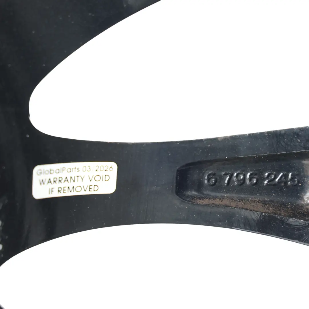 Cerchione Posteriore Nero 17" 8.5J ET47 V-Spoke 395 per BMW F30 F31 F32 F33 con numero di parte 6796245 BMW F30 F31 F32 F33 Cerchione Posteriore Nero 17" 8.5J ET47 V-Spoke 395 - SKU 6796245-4 - Numero di parte 6796245