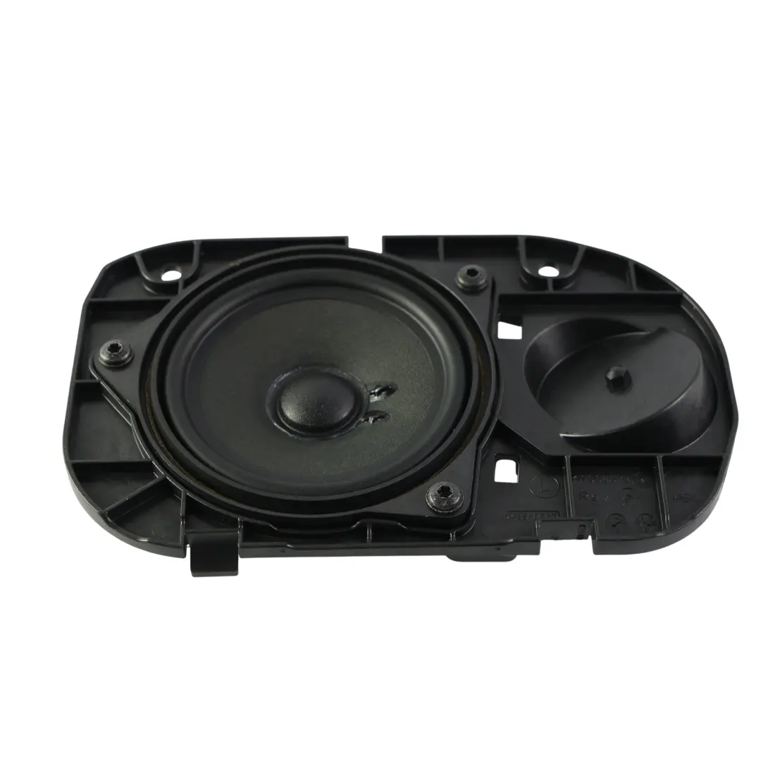 Tylny Lewy Głośnik Dachowy Średniotonowy do BMW G30 G31 Touring o numerze 6809379 BMW G30 G31 Touring Tylny Lewy Głośnik Dachowy Średniotonowy - SKU 6809379 - Numer Części 6809379