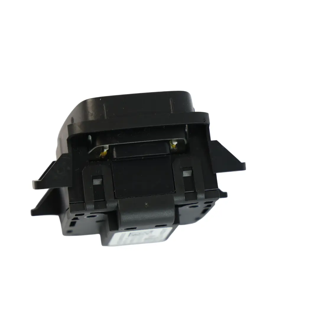 Przełącznik Przycisk Dachu Składanego do BMW F12 LCI Cabrio o numerze 6823044 BMW F12 LCI Cabrio Przełącznik Przycisk Dachu Składanego - SKU 6823044 - Numer Części 6823044