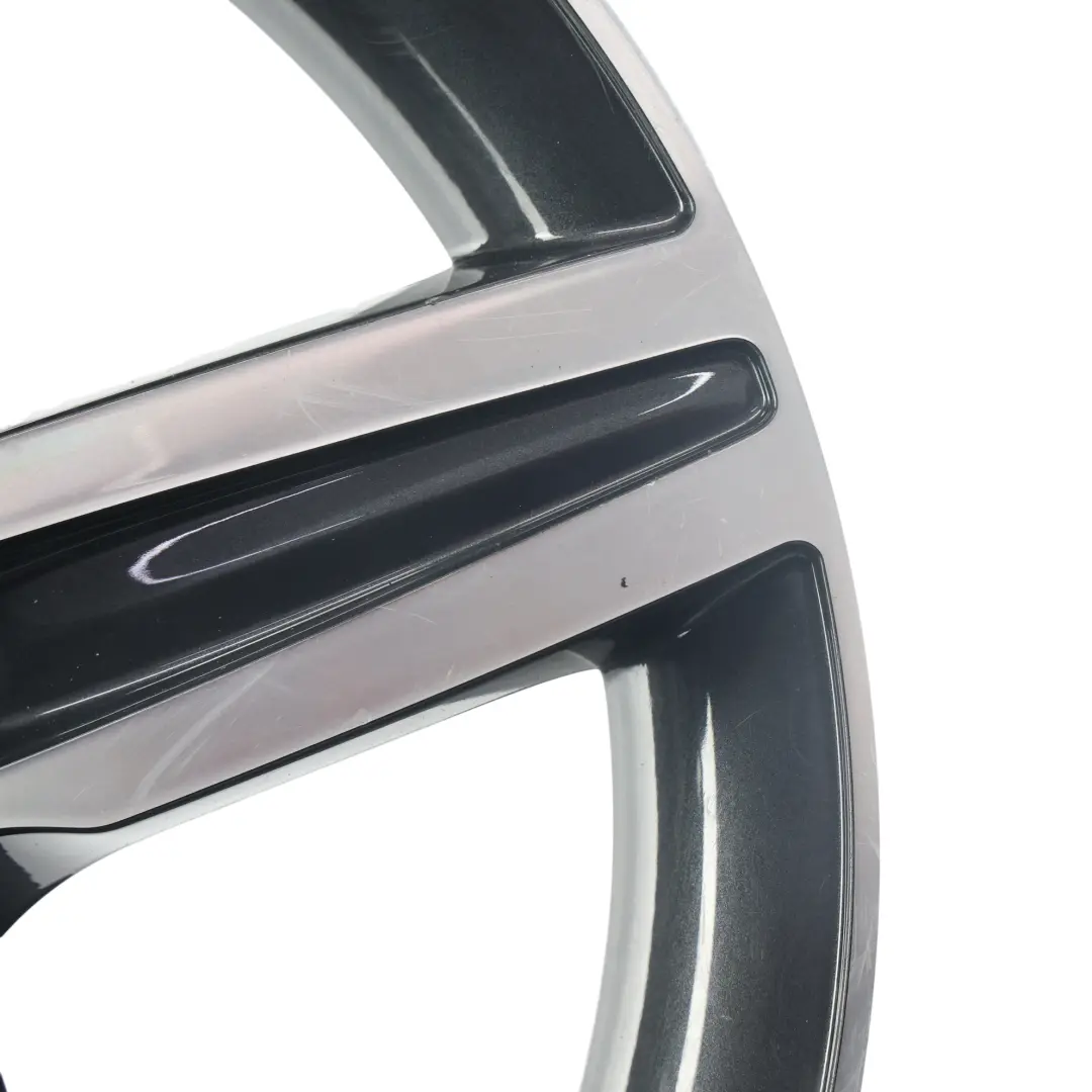 Bicolor Alufelge 17" Sternspeiche 379 7,5J ET:43 für BMW F20 F21 F22 mit Teilenummer 6850151 BMW F20 F21 F22 Bicolor Alufelge 17" Sternspeiche 379 7,5J ET:43 - SKU 6850151-1 - Teilenummer 6850151