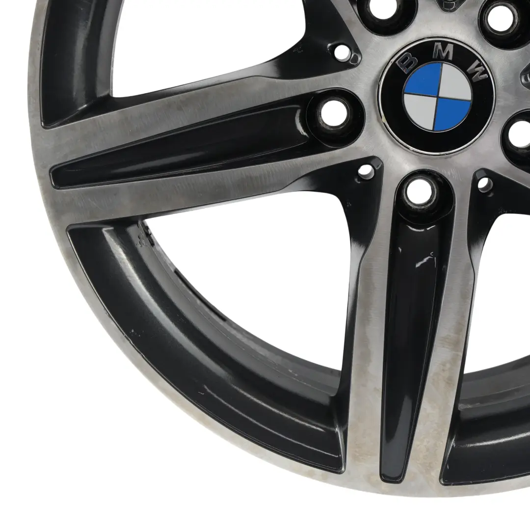 Cerchio lega grigio 17" raggi stellati 379 ET:43 7,5J per BMW F20 F21 F22 con numero di parte 6850151 BMW F20 F21 F22 Cerchio lega grigio 17" raggi stellati 379 ET:43 7,5J - SKU 6850151-13 - Numero di parte 6850151