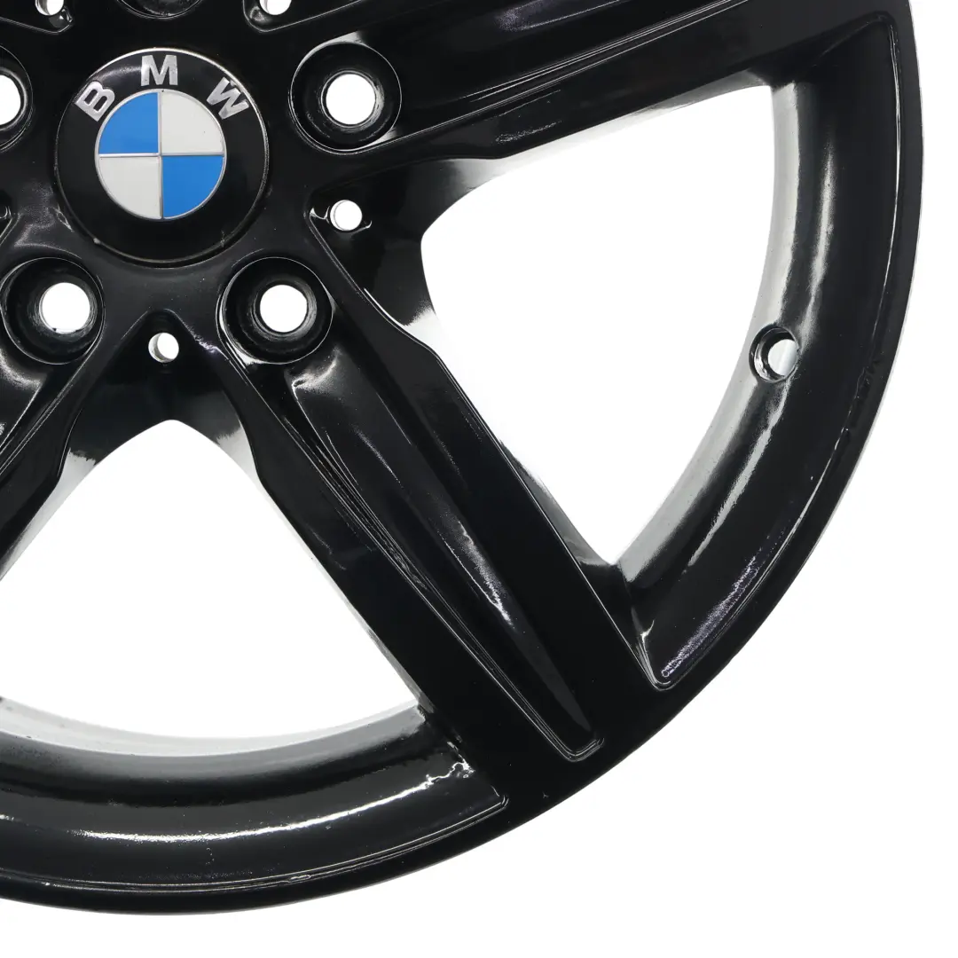 Cerchio Lega Nero 17" Star Spoke 379 ET:43 7,5J per BMW F20 F21 F22 F23 con numero di parte 6850151 BMW F20 F21 F22 F23 Cerchio Lega Nero 17" Star Spoke 379 ET:43 7,5J - SKU 6850151-18 - Numero di parte 6850151