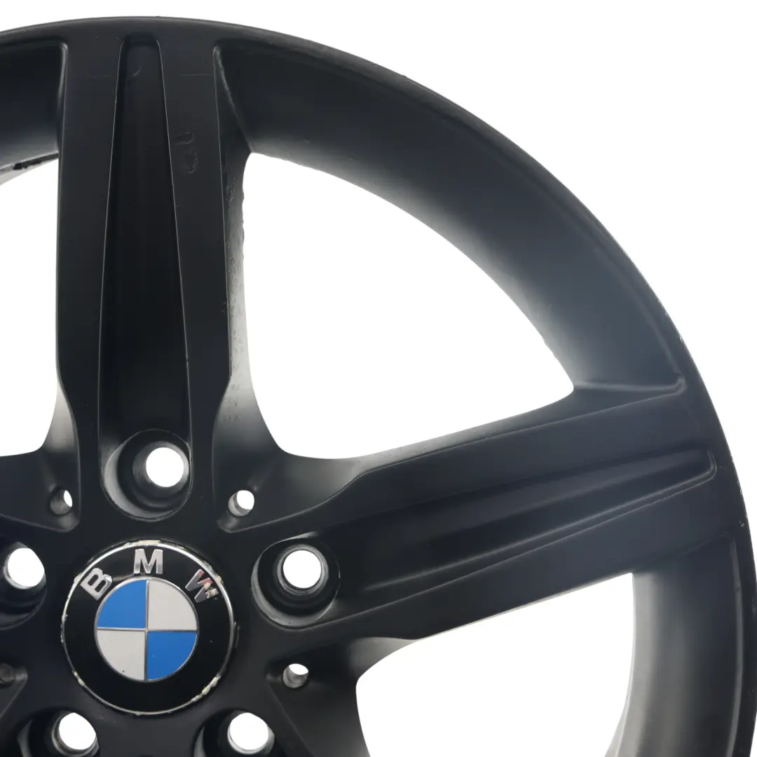 Cerchione Lega Nero 17" Star Spoke 379 7.5J ET43 per BMW F20 F21 F22 con numero di parte 6850151 BMW F20 F21 F22 Cerchione Lega Nero 17" Star Spoke 379 7.5J ET43 - SKU 6850151-21 - Numero di parte 6850151