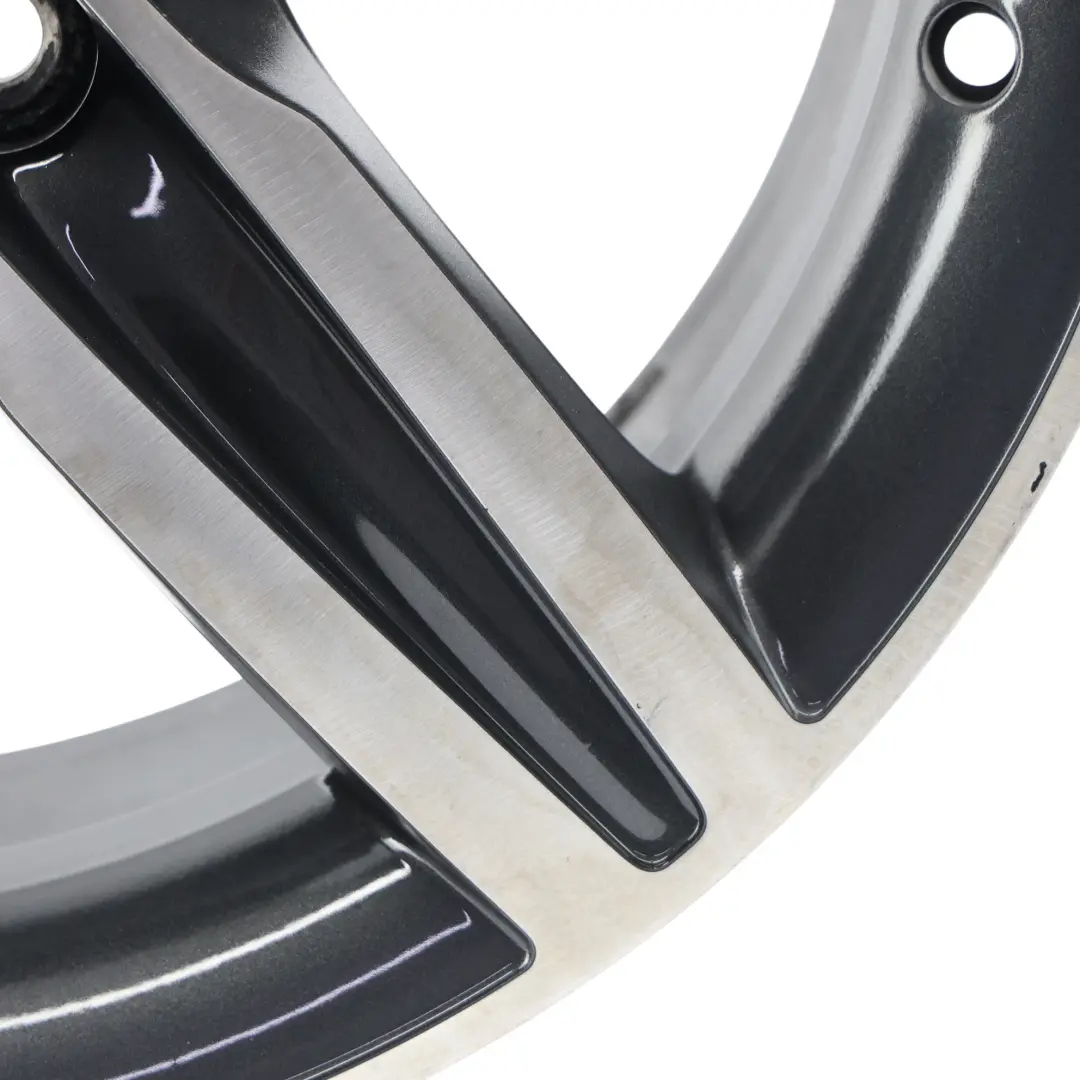 Cerchio Ruota In Lega 17" A Raggi Stellari 379 7,5J ET:43 per BMW F20 F21 F22 F23 con numero di parte 6850151 BMW F20 F21 F22 F23 Cerchio Ruota In Lega 17" A Raggi Stellari 379 7,5J ET:43 - SKU 6850151-5 - Numero di parte 6850151