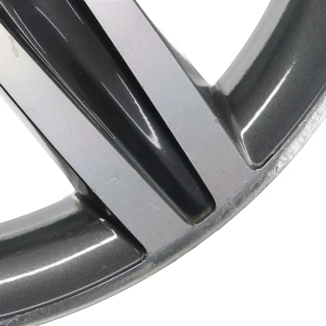 Leichtmetallfelge 17" Sternspeiche 379 7,5J ET:43 für BMW F20 F21 F22 F23 mit Teilenummer 6850151 BMW F20 F21 F22 F23 Leichtmetallfelge 17" Sternspeiche 379 7,5J ET:43 - SKU 6850151-5 - Teilenummer 6850151