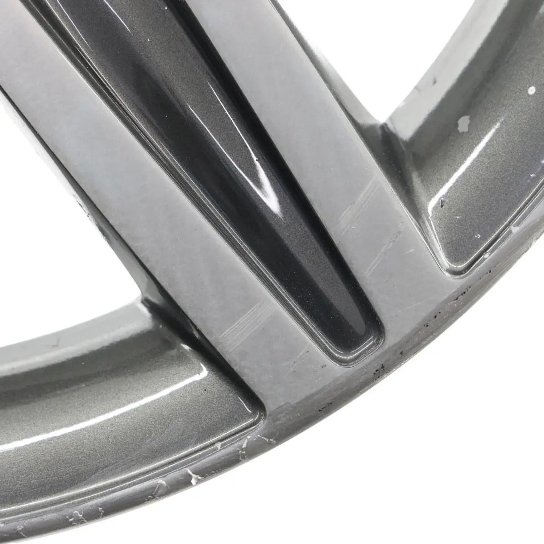 Llanta De Aleación 17" Star Spoke 379 ET:43 7,5J para BMW F20 F21 con número de pieza 6850151 BMW F20 F21 Llanta De Aleación 17" Star Spoke 379 ET:43 7,5J - SKU 6850151-8 - Número de pieza 6850151