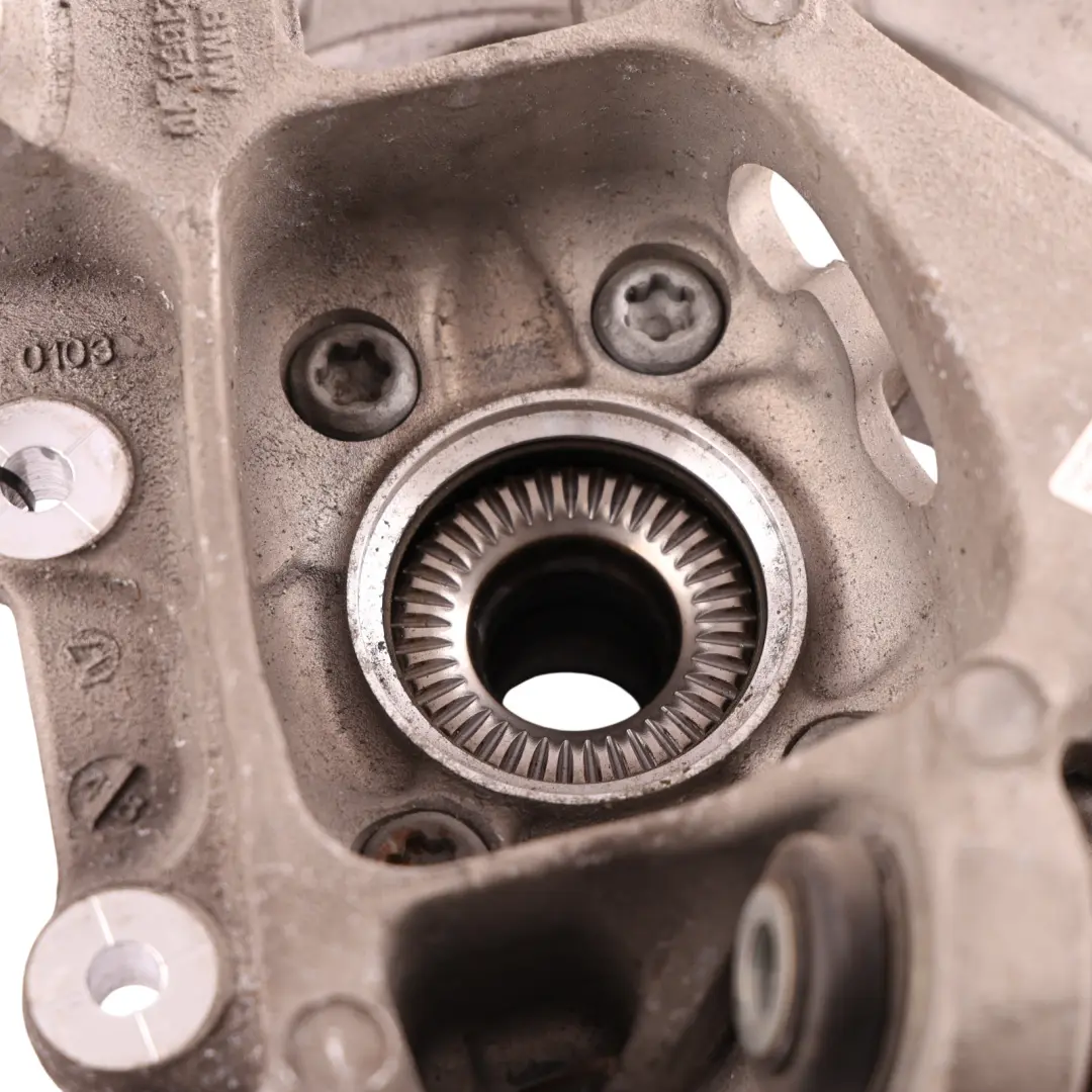 Axle Wheel Hub Carrier Spindle Knuckle Right O/S to BMW G31 Rear with Part number 6861138 BMW G31 Rear Axle Wheel Hub Carrier Spindle Knuckle Right O/S - SKU 6861138 - Part number 6861138