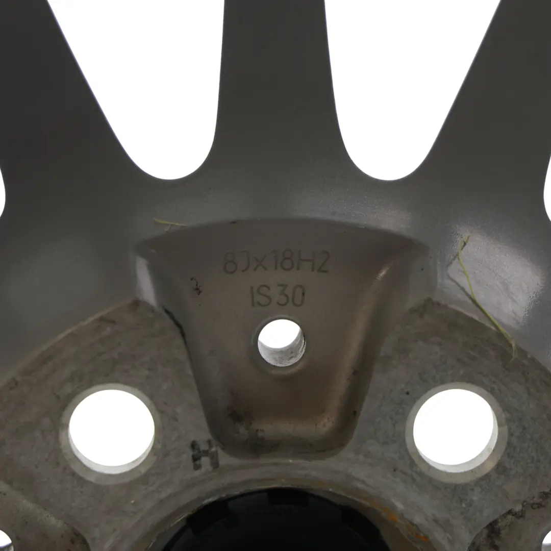 Llanta Aleación Plata 8J 18" ET:30 Multi-Radios 619 para BMW G30 G31 con número de pieza 6861224 BMW G30 G31 Llanta Aleación Plata 8J 18" ET:30 Multi-Radios 619 - SKU 6861224-1 - Número de pieza 6861224