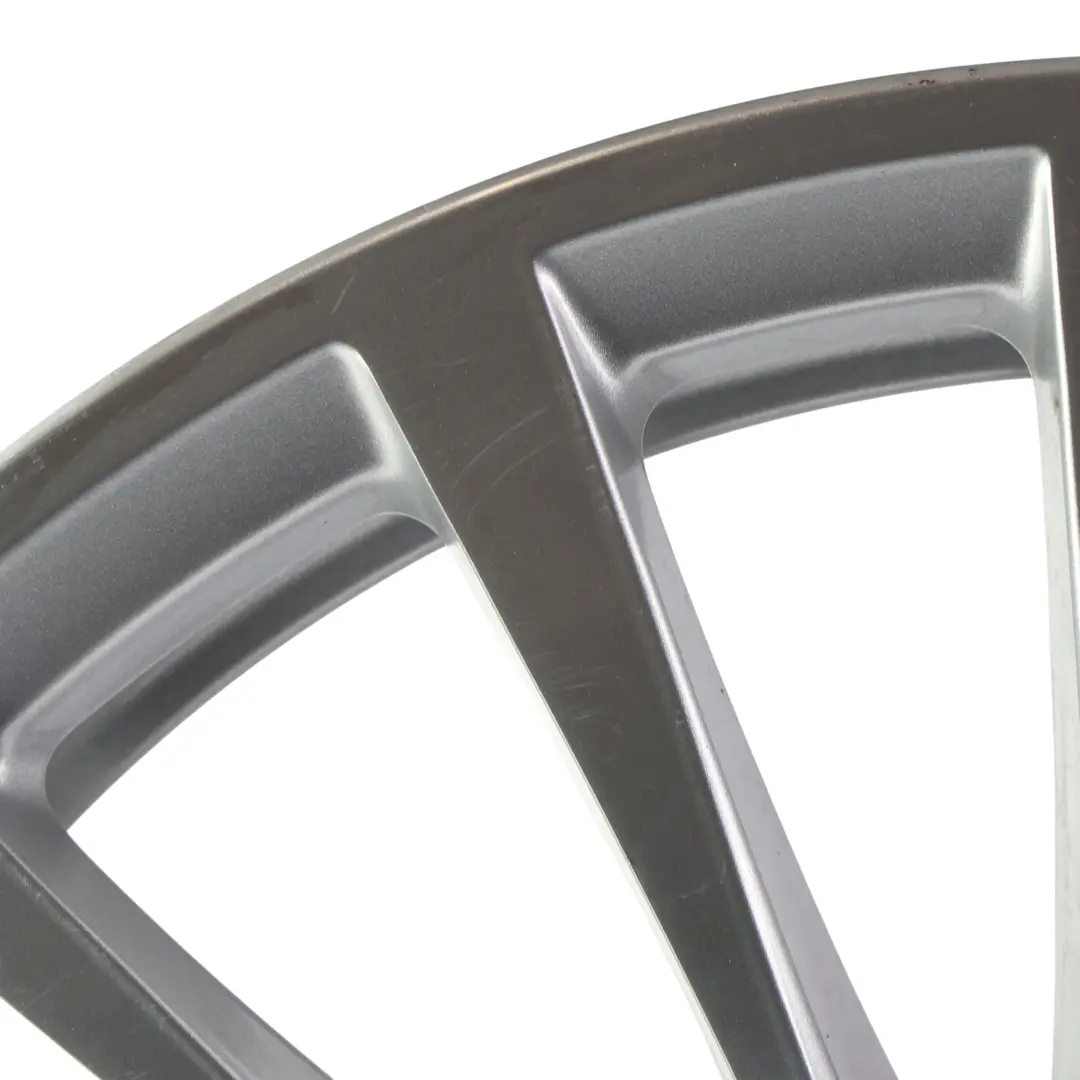 Jante Alliage Léger Argent 8J 18" ET:30 Multi-Rayons 619 pour BMW G30 G31 à propos du numéro de pièce 6861224 BMW G30 G31 Jante Alliage Léger Argent 8J 18" ET:30 Multi-Rayons 619 - SKU 6861224-1 - Numéro de pièce 6861224