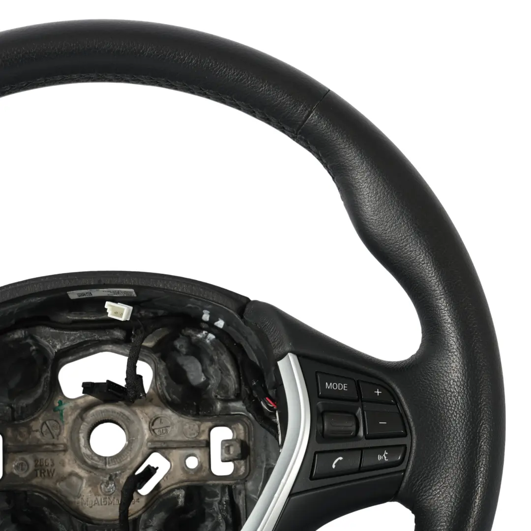 Cuero Negro Sport Asistente de Carril para BMW F20 F21 F22 F30 F31 F32 F33 Volante con número de pieza 6863342 BMW F20 F21 F22 F30 F31 F32 F33 Volante Cuero Negro Sport Asistente de Carril - SKU 6863342 - Número de pieza 6863342