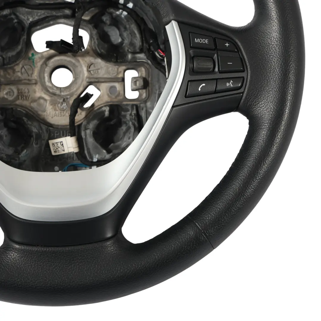 Pelle Nera Sport Assistente di Corsia per BMW F20 F21 F22 F30 F31 F32 F33 Volante In con numero di parte 6863342 BMW F20 F21 F22 F30 F31 F32 F33 Volante In Pelle Nera Sport Assistente di Corsia - SKU 6863342 - Numero di parte 6863342