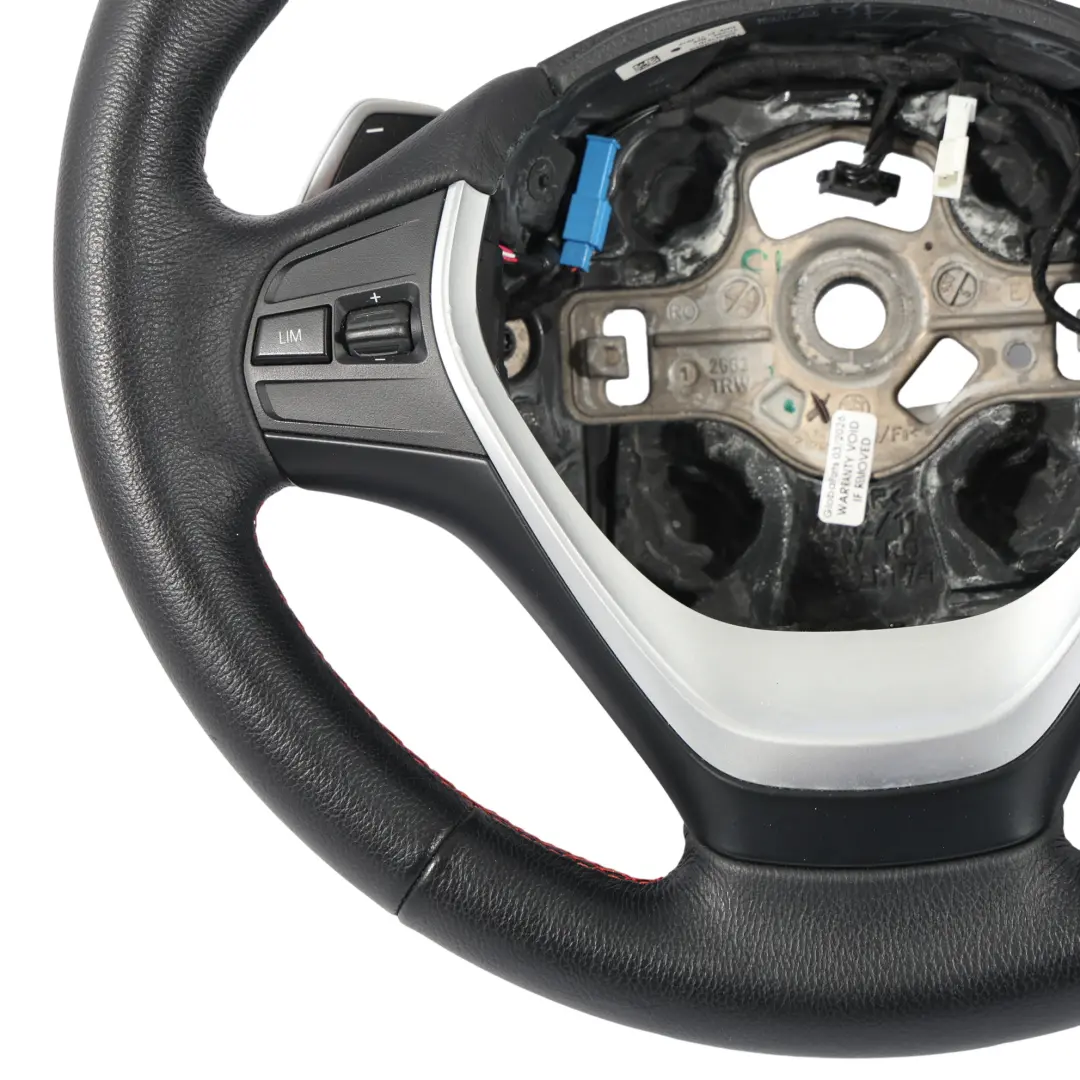 Lenkrad Schwarz Leder Sport Schaltwippen für BMW F20 F21 F22 F30 F31 F32 mit Teilenummer 6863347 BMW F20 F21 F22 F30 F31 F32 Lenkrad Schwarz Leder Sport Schaltwippen - SKU 6863347 - Teilenummer 6863347