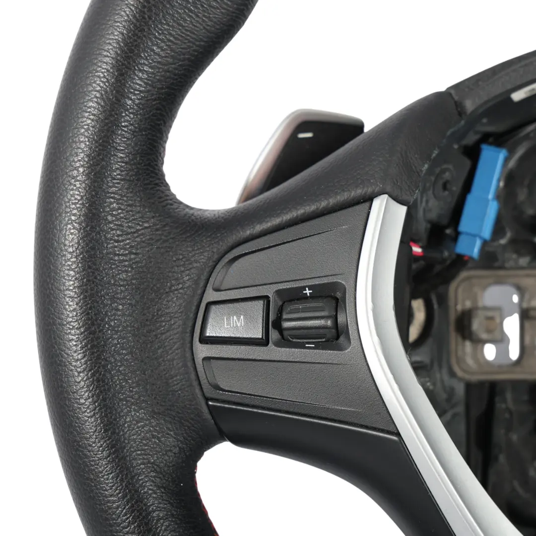 Lenkrad Schwarz Leder Sport Schaltwippen für BMW F20 F21 F22 F30 F31 F32 mit Teilenummer 6863347 BMW F20 F21 F22 F30 F31 F32 Lenkrad Schwarz Leder Sport Schaltwippen - SKU 6863347 - Teilenummer 6863347