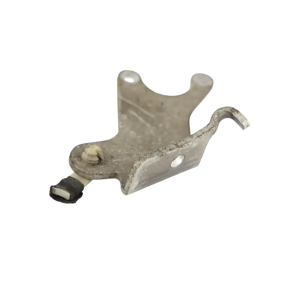 Soporte Sensor Nivel Faro Derecho para BMW G30 G31 G60 F90 F93 con número de pieza 6870970 BMW G30 G31 G60 F90 F93 Soporte Sensor Nivel Faro Derecho - SKU 6870970 - Número de pieza 6870970