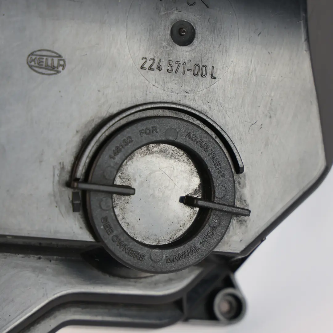 Scheinwerfer Abdeckkappe Abblendlicht Rechts für BMW X5 E53 mit Teilenummer 6927796 BMW X5 E53 Scheinwerfer Abdeckkappe Abblendlicht Rechts - SKU 6927796 - Teilenummer 6927796