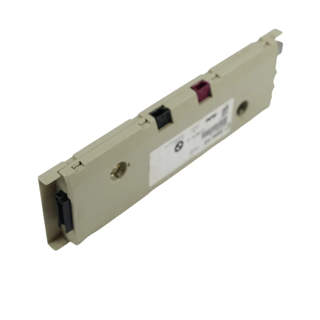 Modulo Amplificatore Antenna Diversity Japan 315Mhz per BMW E61 con numero di parte 6934481 BMW E61 Modulo Amplificatore Antenna Diversity Japan 315Mhz - SKU 6934481 - Numero di parte 6934481