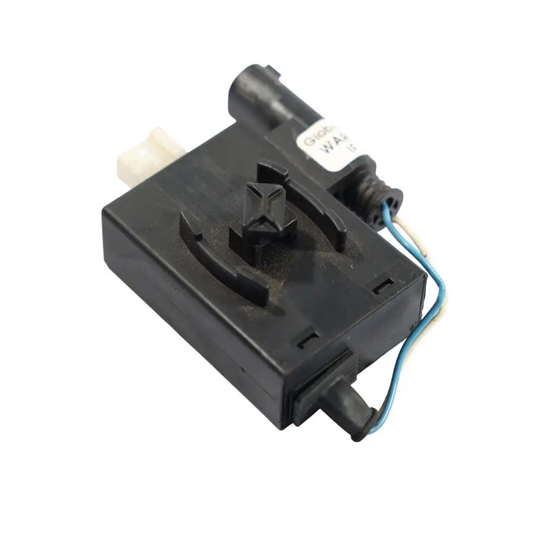 Czujnik Zajętości Fotela do BMW E31 E34 E36 E39 E38 E46 E65 E66 E67 o numerze 6940191 BMW E31 E34 E36 E39 E38 E46 E65 E66 E67 Czujnik Zajętości Fotela - SKU 6940191 - Numer Części 6940191