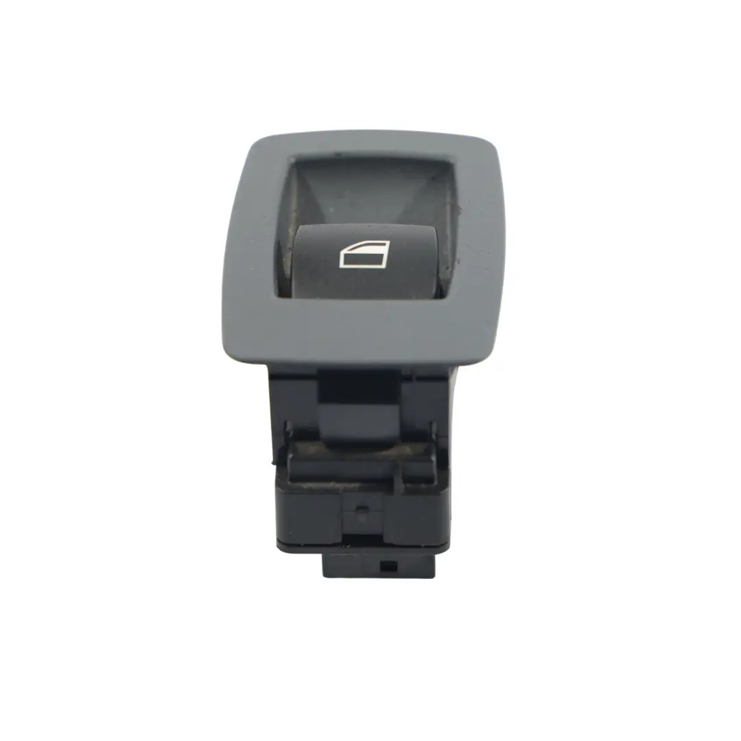 Commutateur Lève-Vitre Arrière Électrique Noir Gauche Droite pour BMW E87 à propos du numéro de pièce 6952004 BMW E87 Commutateur Lève-Vitre Arrière Électrique Noir Gauche Droite - SKU 6952004 - Numéro de pièce 6952004