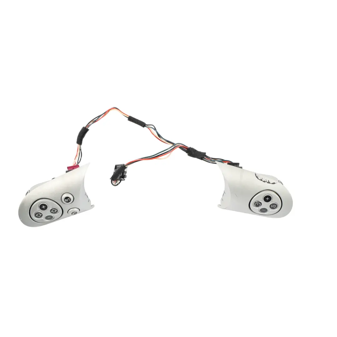 Commandes Multifonctions Volant pour Mini Cooper R50 R52 R53 à propos du numéro de pièce 6952454 Mini Cooper R50 R52 R53 Commandes Multifonctions Volant - SKU 6952454-2 - Numéro de pièce 6952454