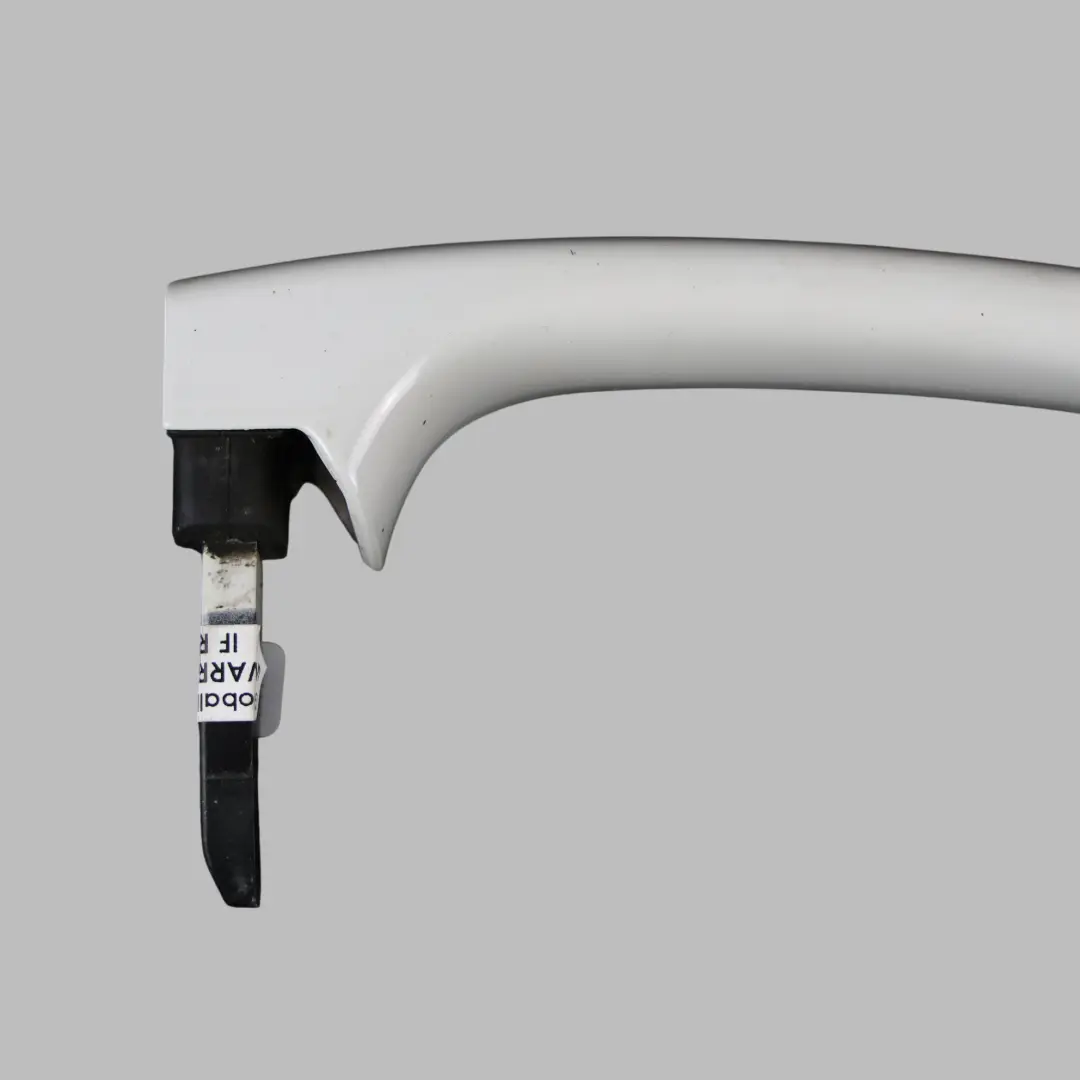 Tirador Puerta Delantero Trasero Derecho Blanco Alpino 3 - 300 para BMW E60 E61 con número de pieza 0154345 BMW E60 E61 Tirador Puerta Delantero Trasero Derecho Blanco Alpino 3 - 300 - SKU 0154345-AW - Número de pieza 0154345
