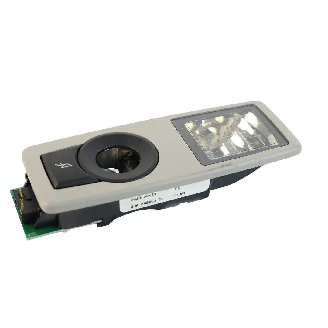 Luz Interior Lectura Trasera Gris Derecha para BMW X5 E70 con número de pieza 6972974 BMW X5 E70 Luz Interior Lectura Trasera Gris Derecha - SKU 6972974 - Número de pieza 6972974