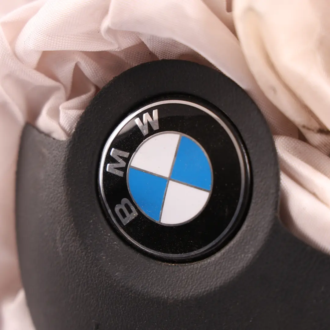 Steering Wheel Air Module Driver's Side DAMAGED to BMW F45 F46 with Part number 6992395 BMW F45 F46 Steering Wheel Air Module Driver's Side DAMAGED - SKU 6992395-1 - Part number 6992395