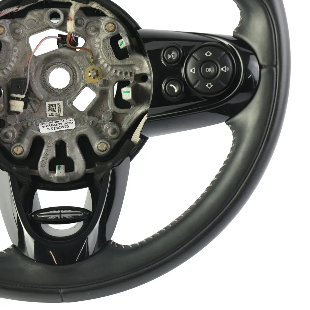 Volant Cuir Noir Sport pour Mini F54 F55 F56 F57 à propos du numéro de pièce 6996050 Mini F54 F55 F56 F57 Volant Cuir Noir Sport - SKU 6996050 - Numéro de pièce 6996050