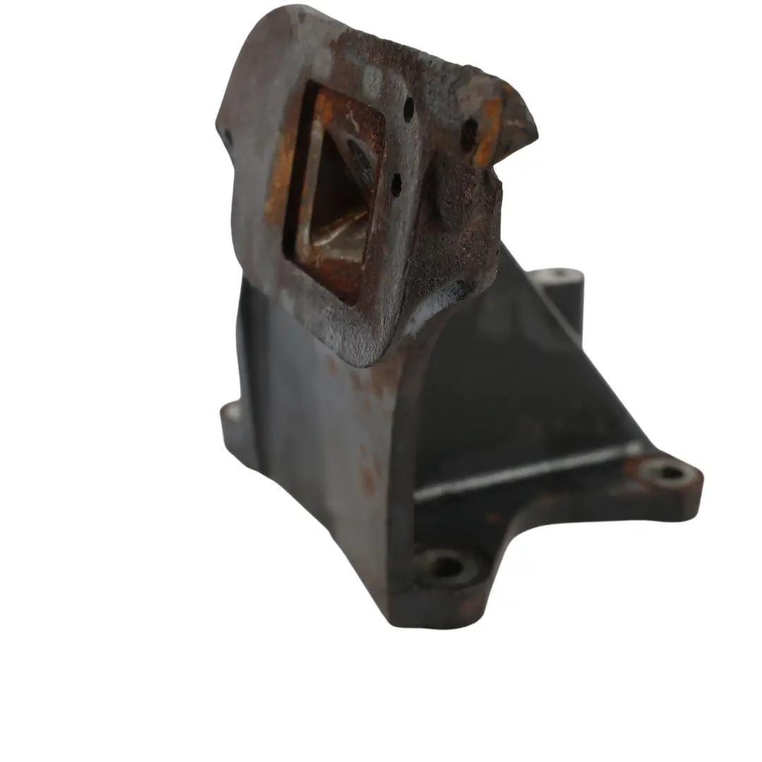 Supporto Motore Destro Anteriore 3.6 TDV8 per Range Rover L322 con numero di parte 6H43-6037-AB Range Rover L322 Supporto Motore Destro Anteriore 3.6 TDV8 - SKU 6H43-6037-AB - Numero di parte 6H43-6037-AB