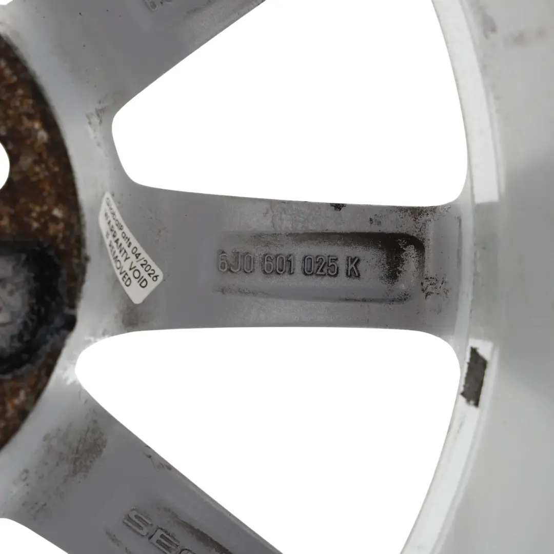 Mk4 Silber Alu Felge 15" 6J ET38 5X100 für Seat Ibiza mit Teilenummer 6J0601025K Seat Ibiza Mk4 Silber Alu Felge 15" 6J ET38 5X100 - SKU 6J0601025K-1 - Teilenummer 6J0601025K