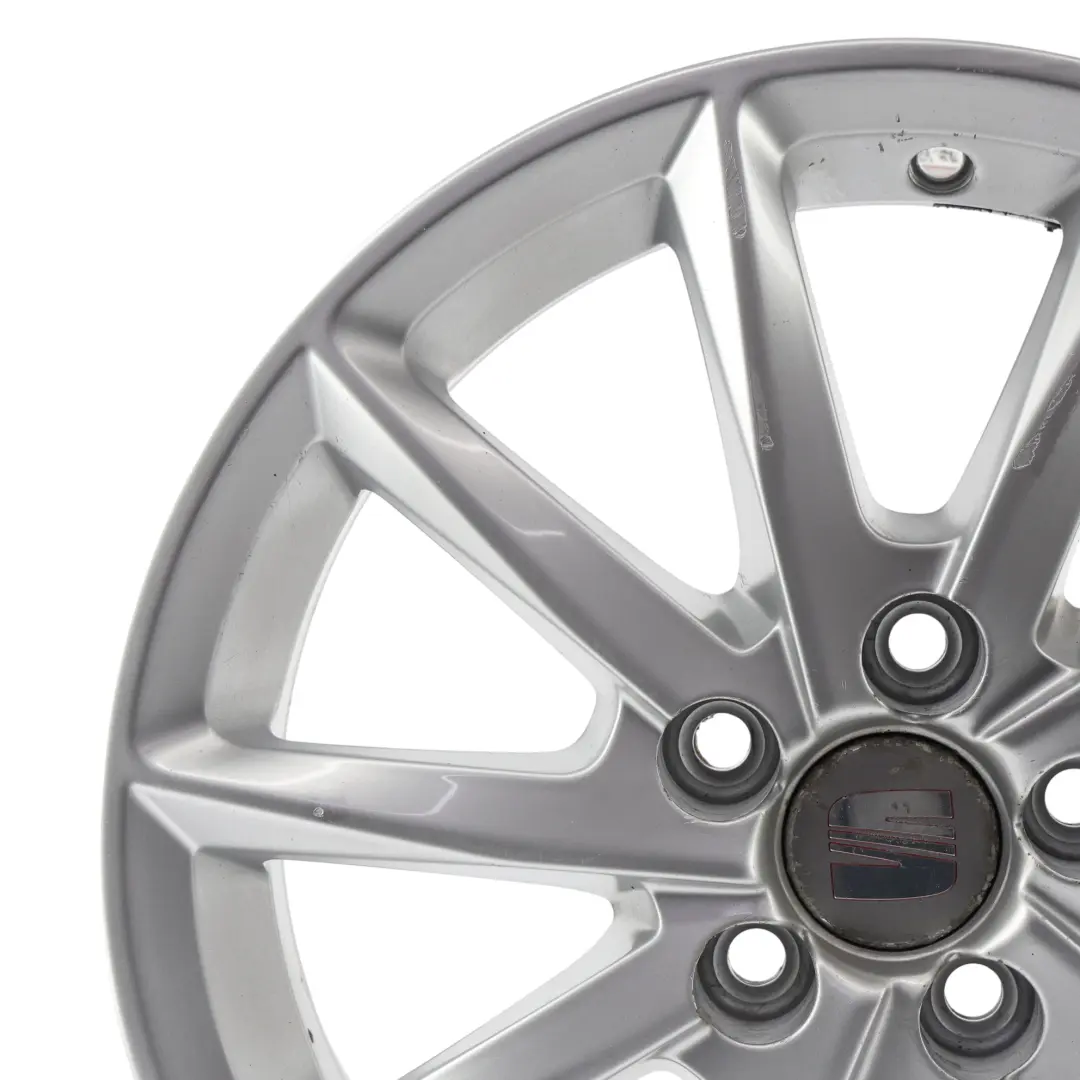 Mk4 Cerchione Lega Argento 15" 6J ET38 5X100 per Seat Ibiza con numero di parte 6J0601025K Seat Ibiza Mk4 Cerchione Lega Argento 15" 6J ET38 5X100 - SKU 6J0601025K-2 - Numero di parte 6J0601025K