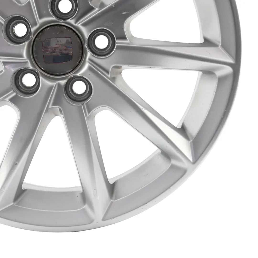Mk4 Cerchione Lega Argento 15" 6J ET38 5X100 per Seat Ibiza con numero di parte 6J0601025K Seat Ibiza Mk4 Cerchione Lega Argento 15" 6J ET38 5X100 - SKU 6J0601025K-2 - Numero di parte 6J0601025K